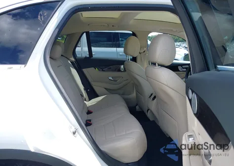 2016 Mercedes-Benz Glc 300 4Matic from USA, damaged, VIN WDC0G4KB6GF099829